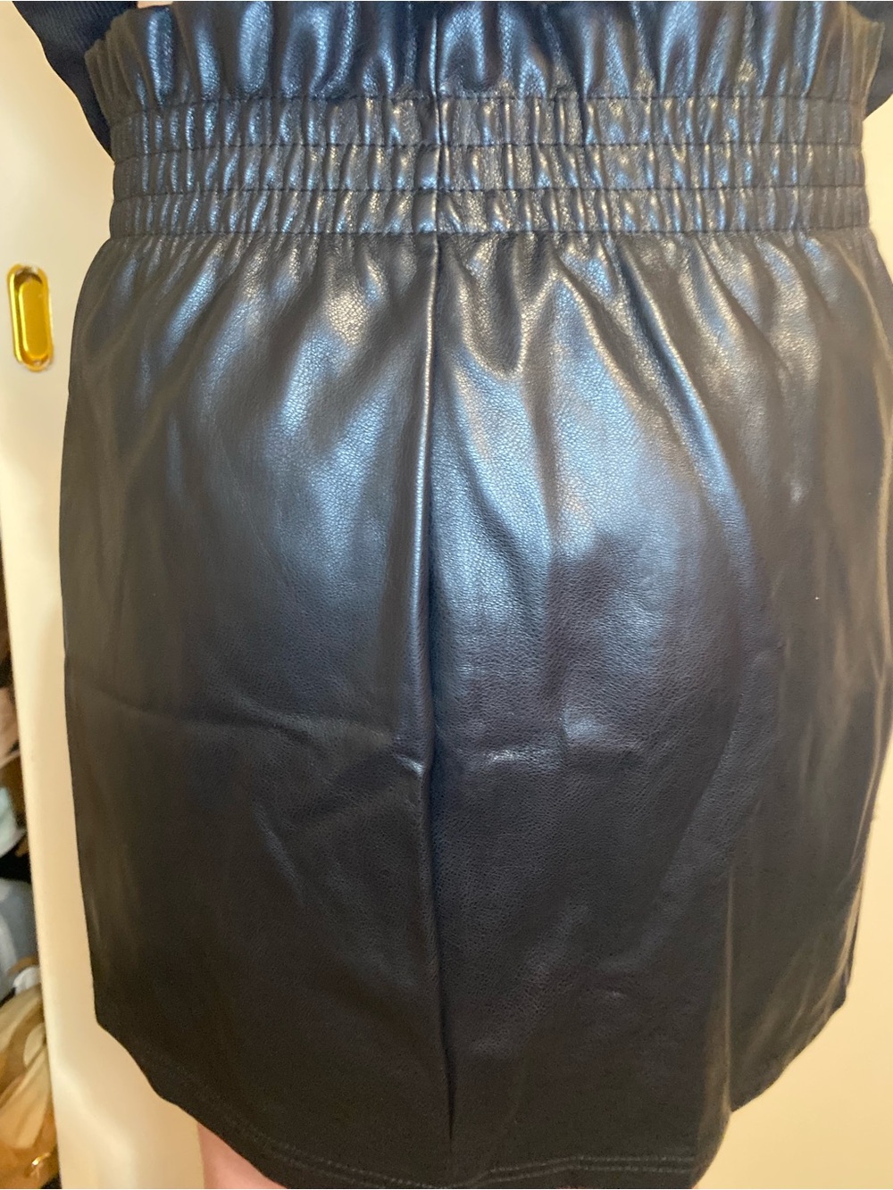 Black Faux Leather Mini Skirt with Front Pockets size small - Picture 8 of 11